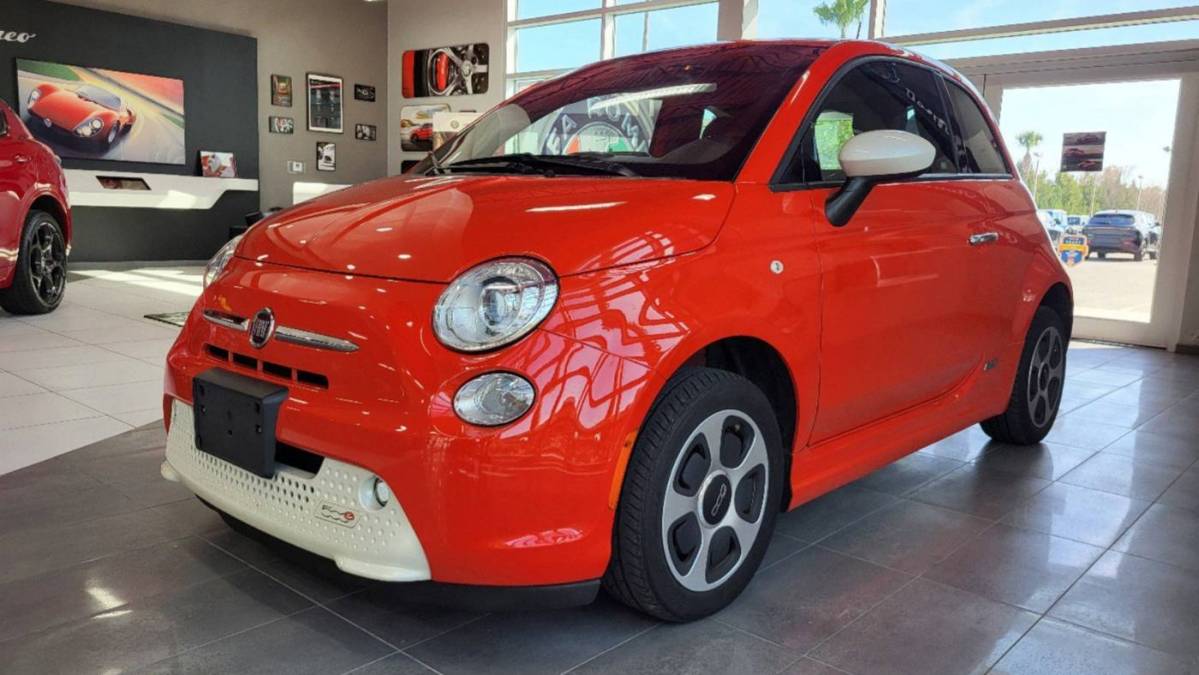 2018 Fiat 500e 3C3CFFGE8JT377507