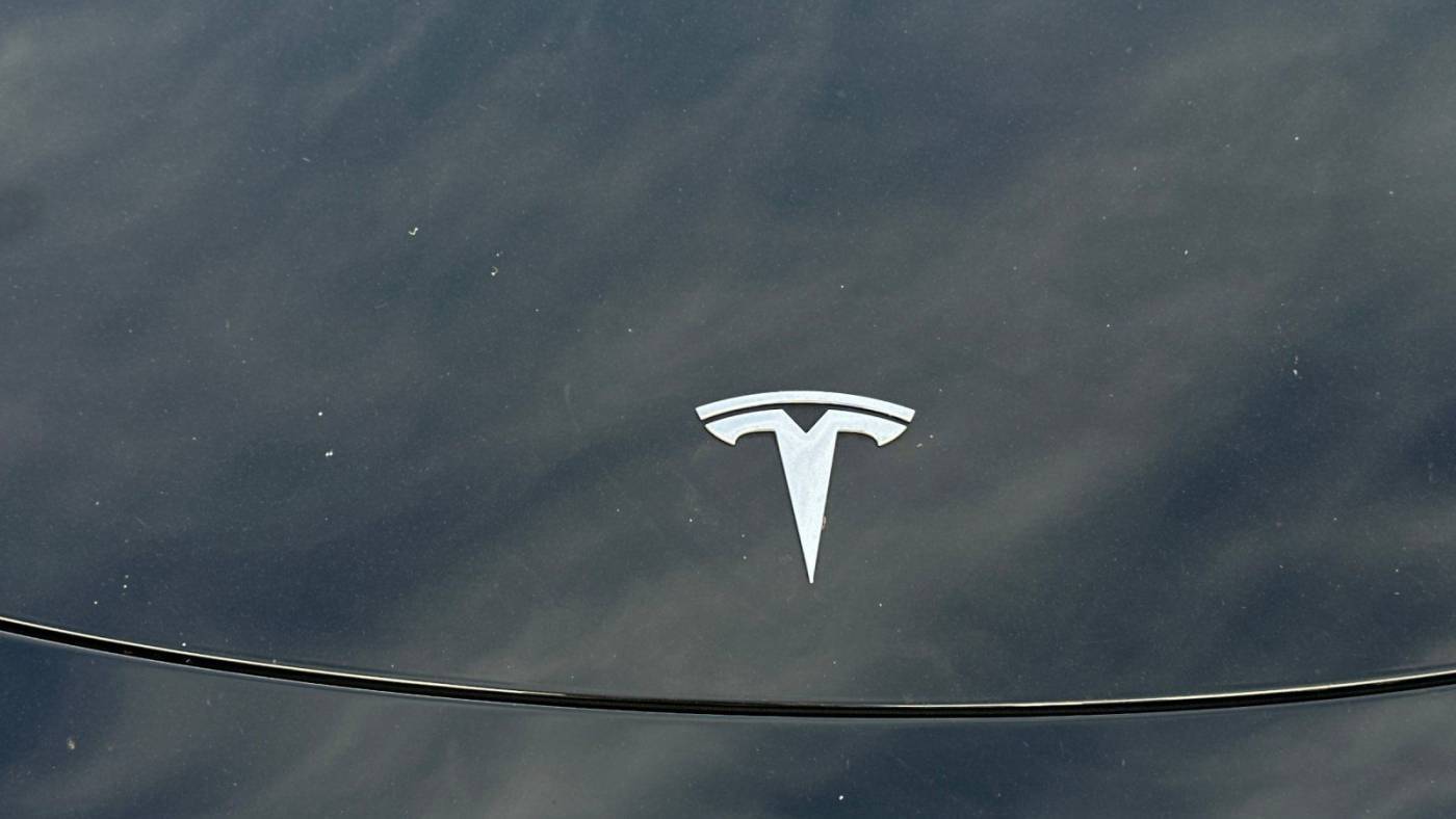 2021 Tesla Model Y 5YJYGDEE8MF217247