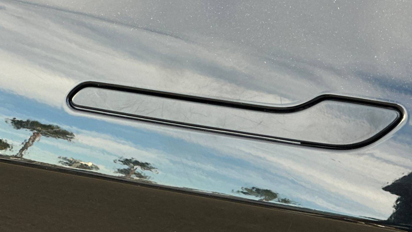2021 Tesla Model Y 5YJYGDEE8MF217247