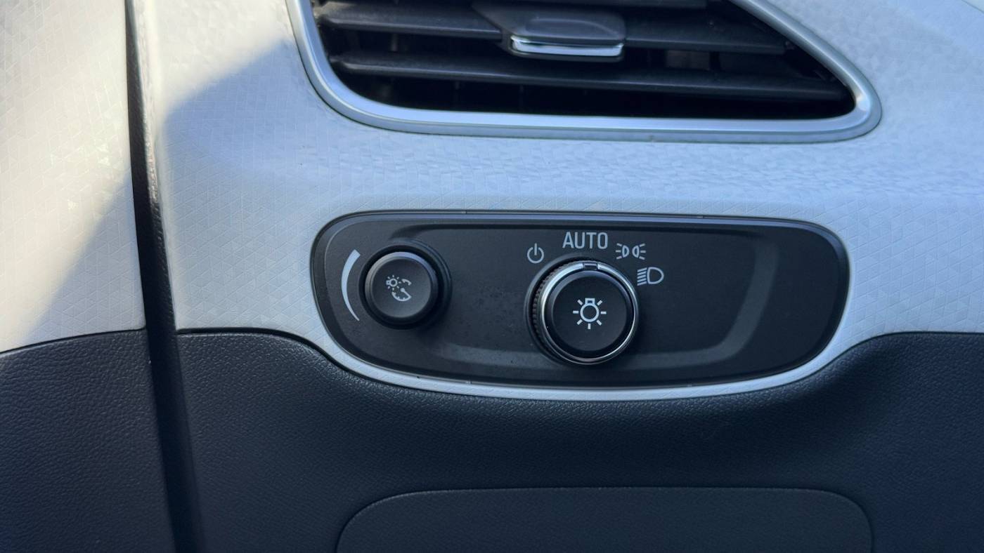 2020 Chevrolet Bolt 1G1FZ6S02L4142839