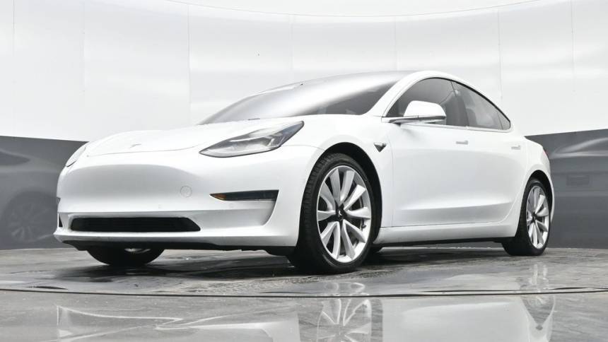 2018 Tesla Model 3 5YJ3E1EB4JF067525