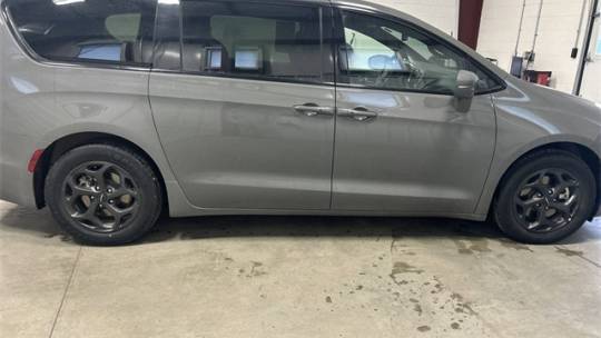 2022 Chrysler Pacifica 2C4RC1L73NR134771