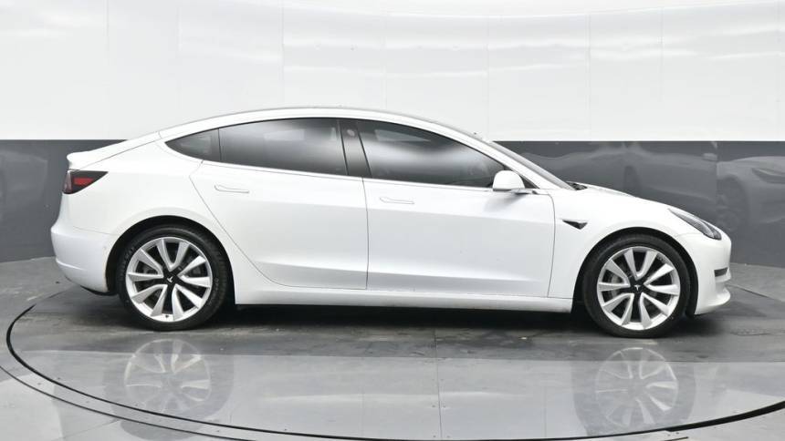 2018 Tesla Model 3 5YJ3E1EB4JF067525