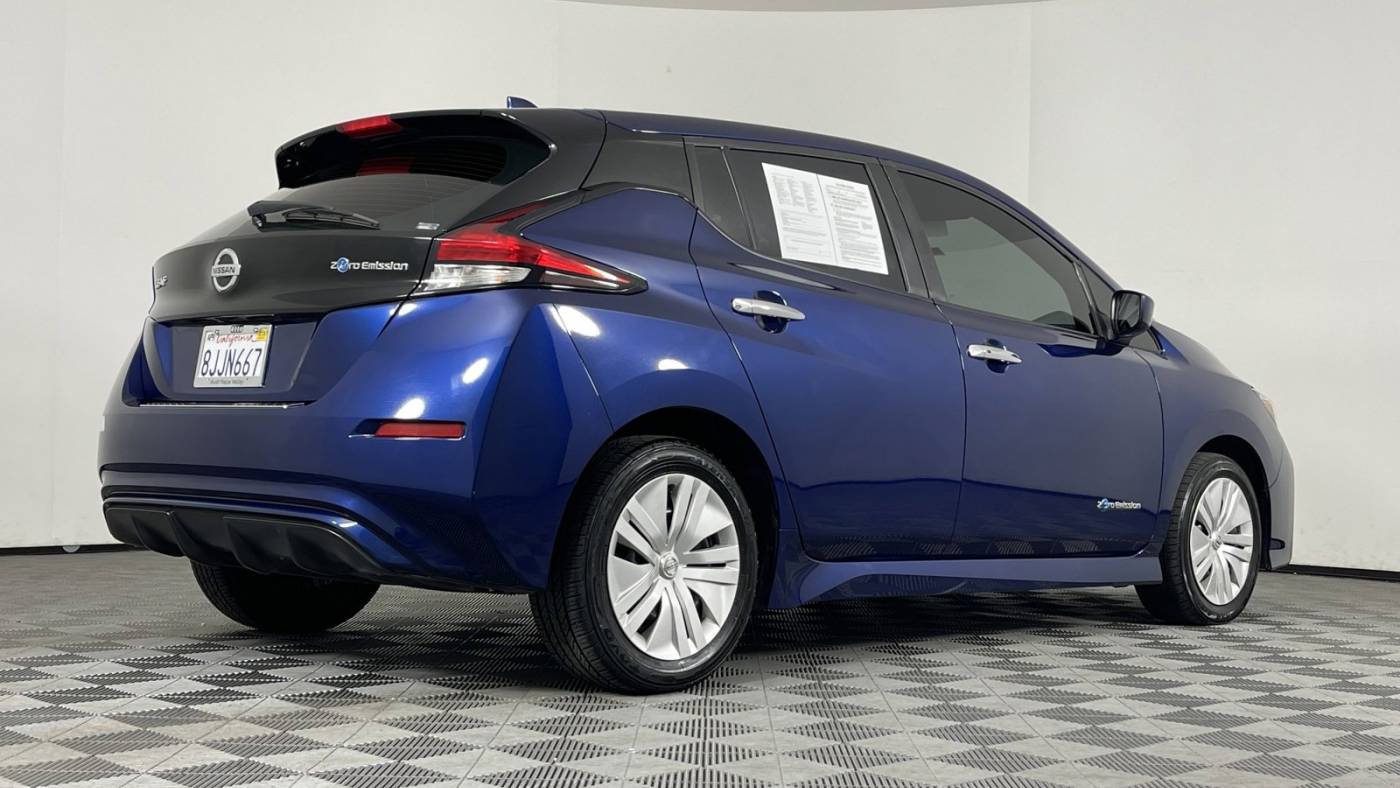 2019 Nissan LEAF 1N4AZ1CP6KC305695