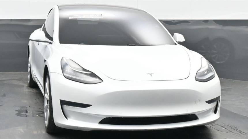 2018 Tesla Model 3 5YJ3E1EB4JF067525