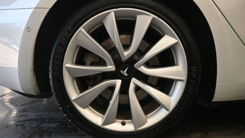 2018 Tesla Model 3 5YJ3E1EB4JF067525