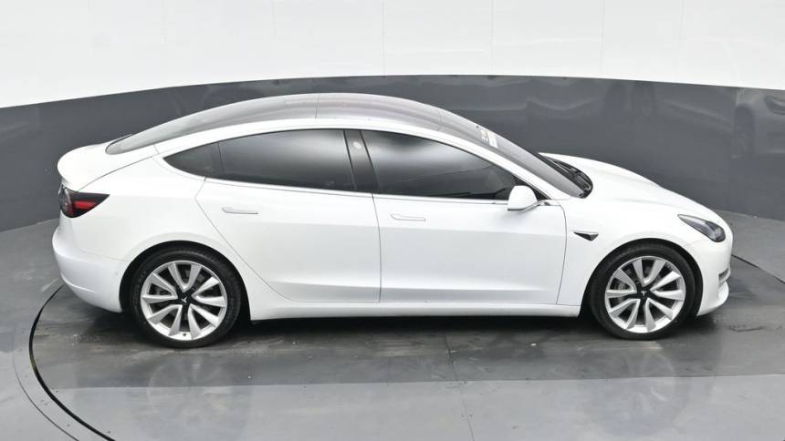 2018 Tesla Model 3 5YJ3E1EB4JF067525