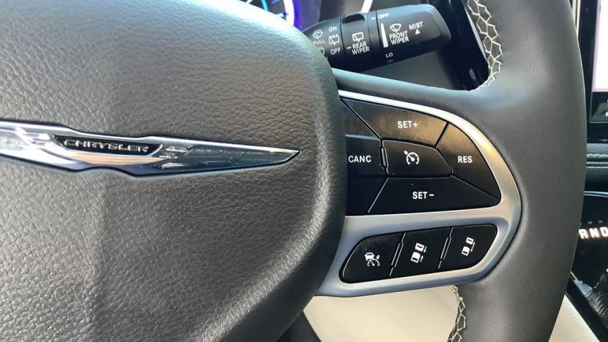 2023 Chrysler Pacifica 2C4RC1L79PR551377