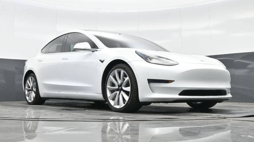 2018 Tesla Model 3 5YJ3E1EB4JF067525