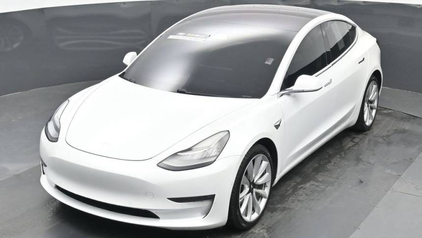 2018 Tesla Model 3 5YJ3E1EB4JF067525