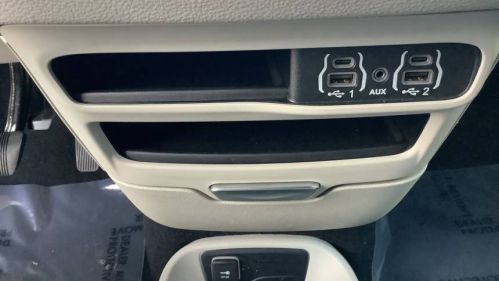 2023 Chrysler Pacifica 2C4RC1L79PR551377