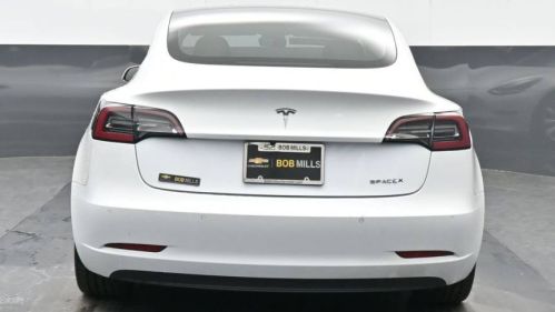 2018 Tesla Model 3 5YJ3E1EB4JF067525