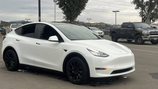 2021 Tesla Model Y 5YJYGDEE0MF218828