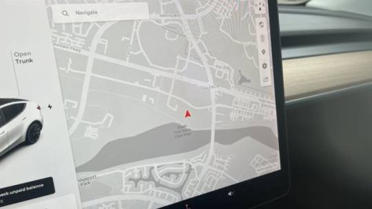 2021 Tesla Model Y 5YJYGDEE0MF218828