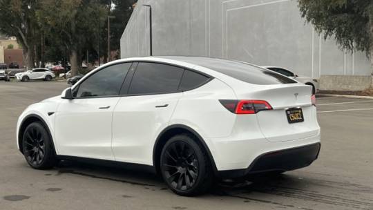 2021 Tesla Model Y 5YJYGDEE0MF218828