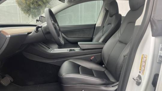 2021 Tesla Model Y 5YJYGDEE0MF218828