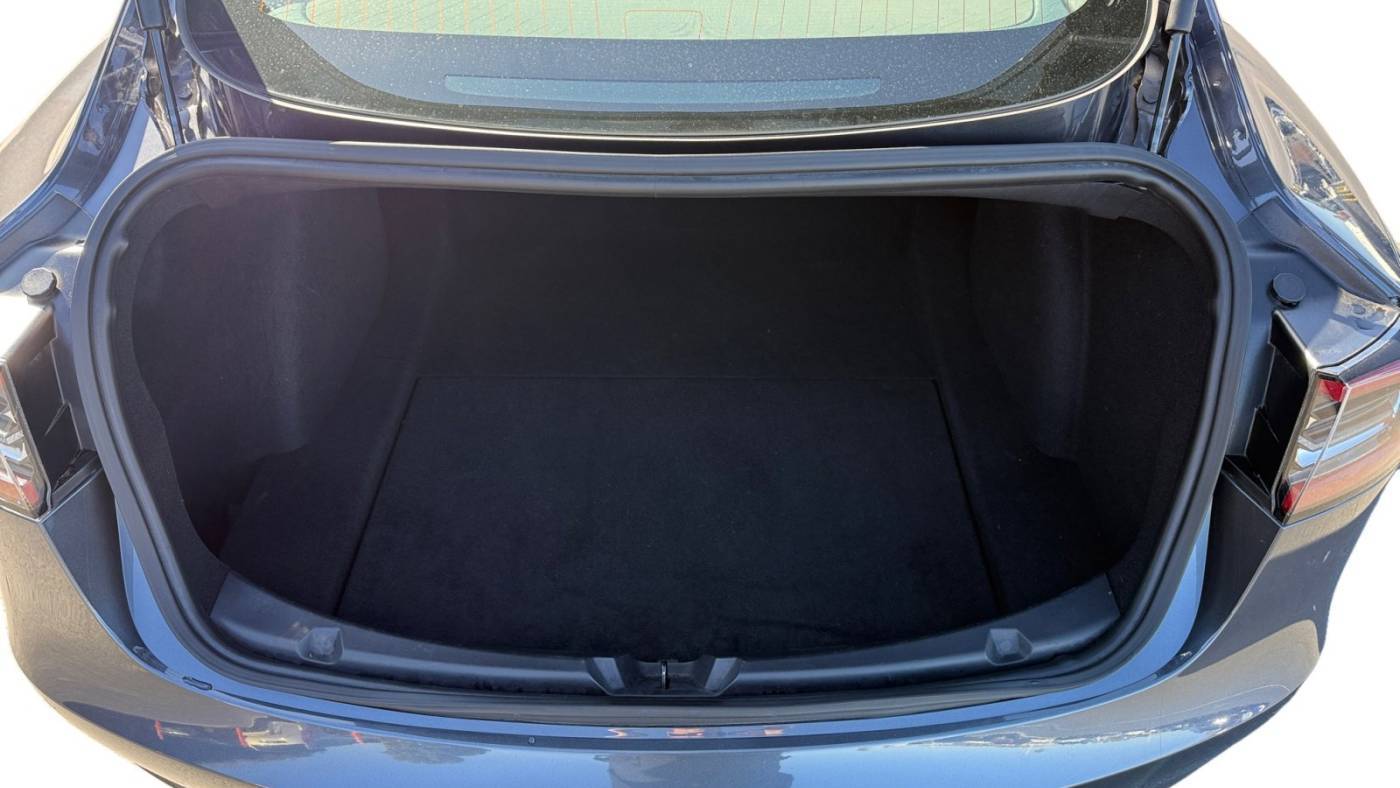 2019 Tesla Model 3 5YJ3E1EB3KF433749