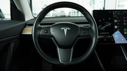 2018 Tesla Model 3 5YJ3E1EB9JF132322