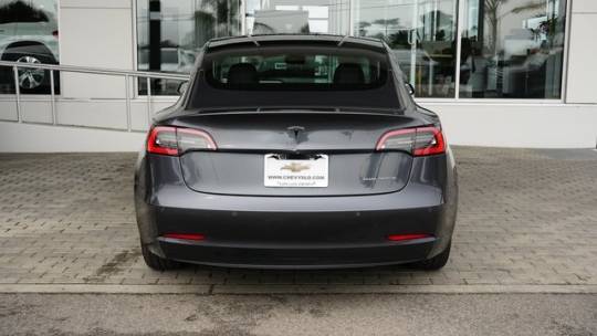 2018 Tesla Model 3 5YJ3E1EB9JF132322