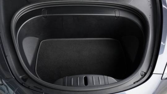 2018 Tesla Model 3 5YJ3E1EB9JF132322