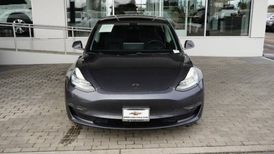 2018 Tesla Model 3 5YJ3E1EB9JF132322