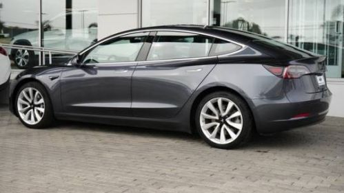 2018 Tesla Model 3 5YJ3E1EB9JF132322