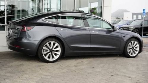 2018 Tesla Model 3 5YJ3E1EB9JF132322