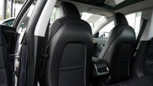 2018 Tesla Model 3 5YJ3E1EB9JF132322
