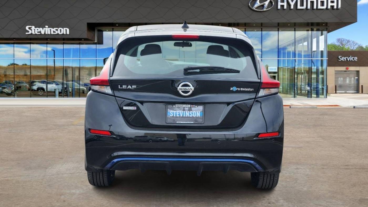 2021 Nissan LEAF 1N4AZ1BV3MC553101