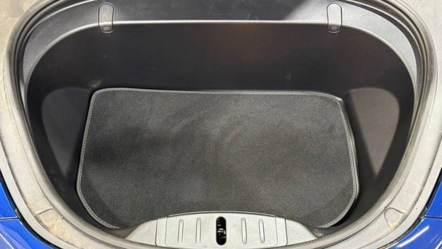 2019 Tesla Model 3 5YJ3E1EB9KF391104