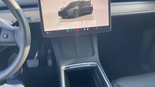 2024 Tesla Model Y 7SAYGDEE6RA218291