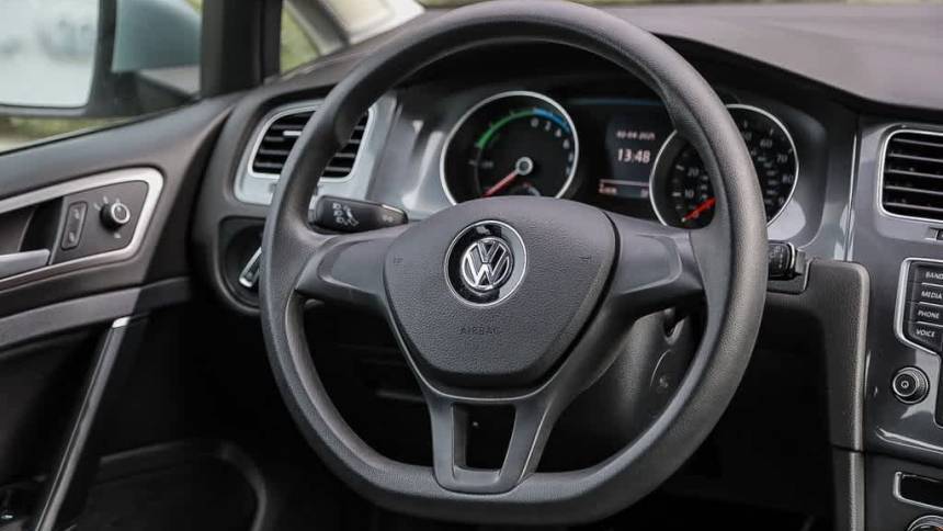 2016 Volkswagen e-Golf WVWKP7AU6GW905543