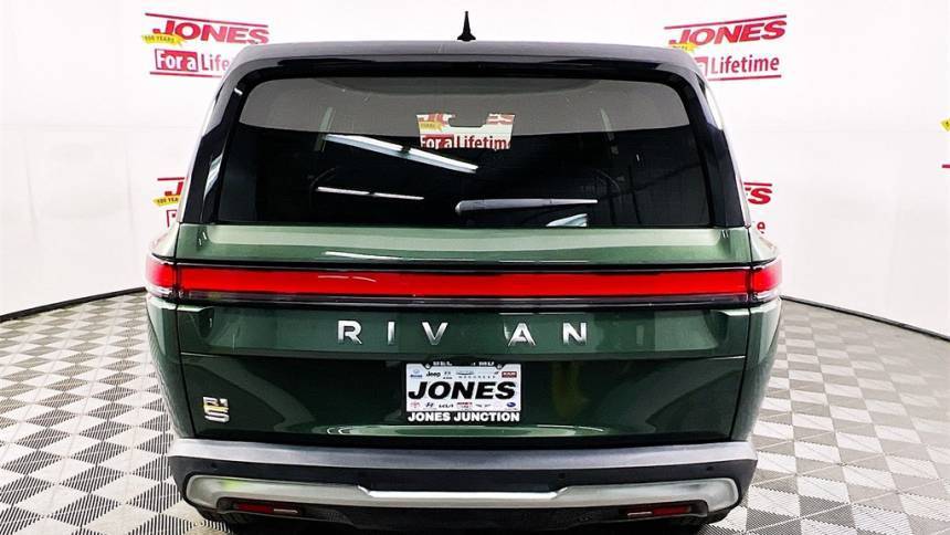 2023 Rivian R1S - Images - 20
