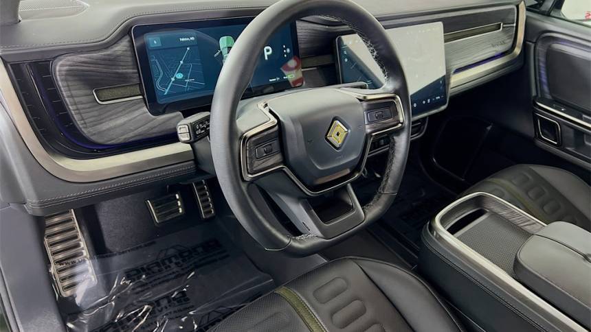 2023 Rivian R1S - Images - 23