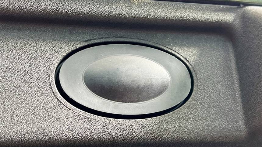2023 Rivian R1S - Images - 37