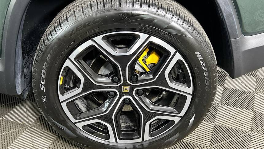 2023 Rivian R1S - Images - 45