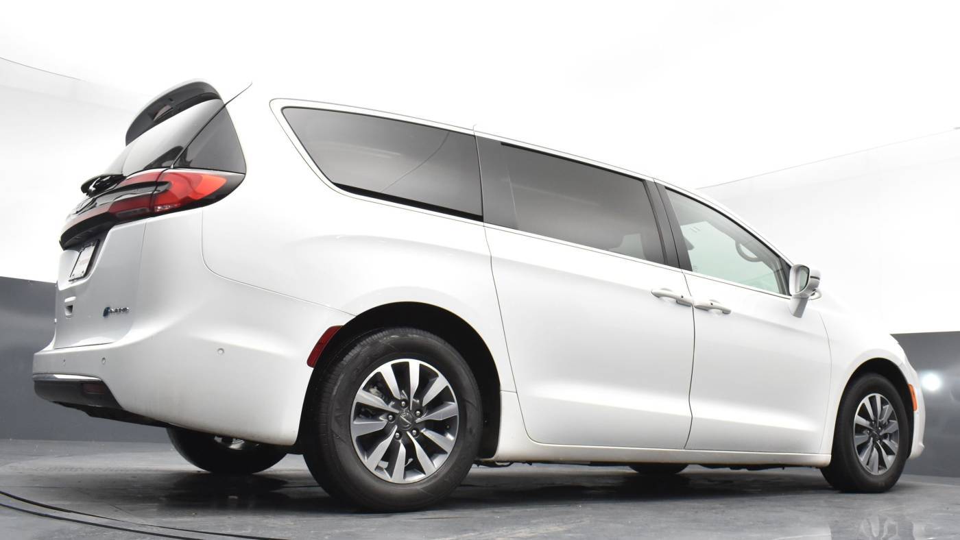 2022 Chrysler Pacifica 2C4RC1L75NR173488
