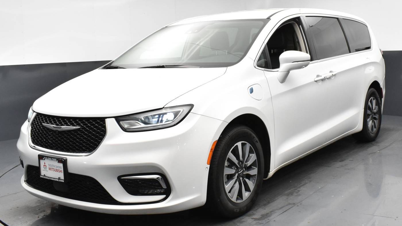 2022 Chrysler Pacifica 2C4RC1L75NR173488