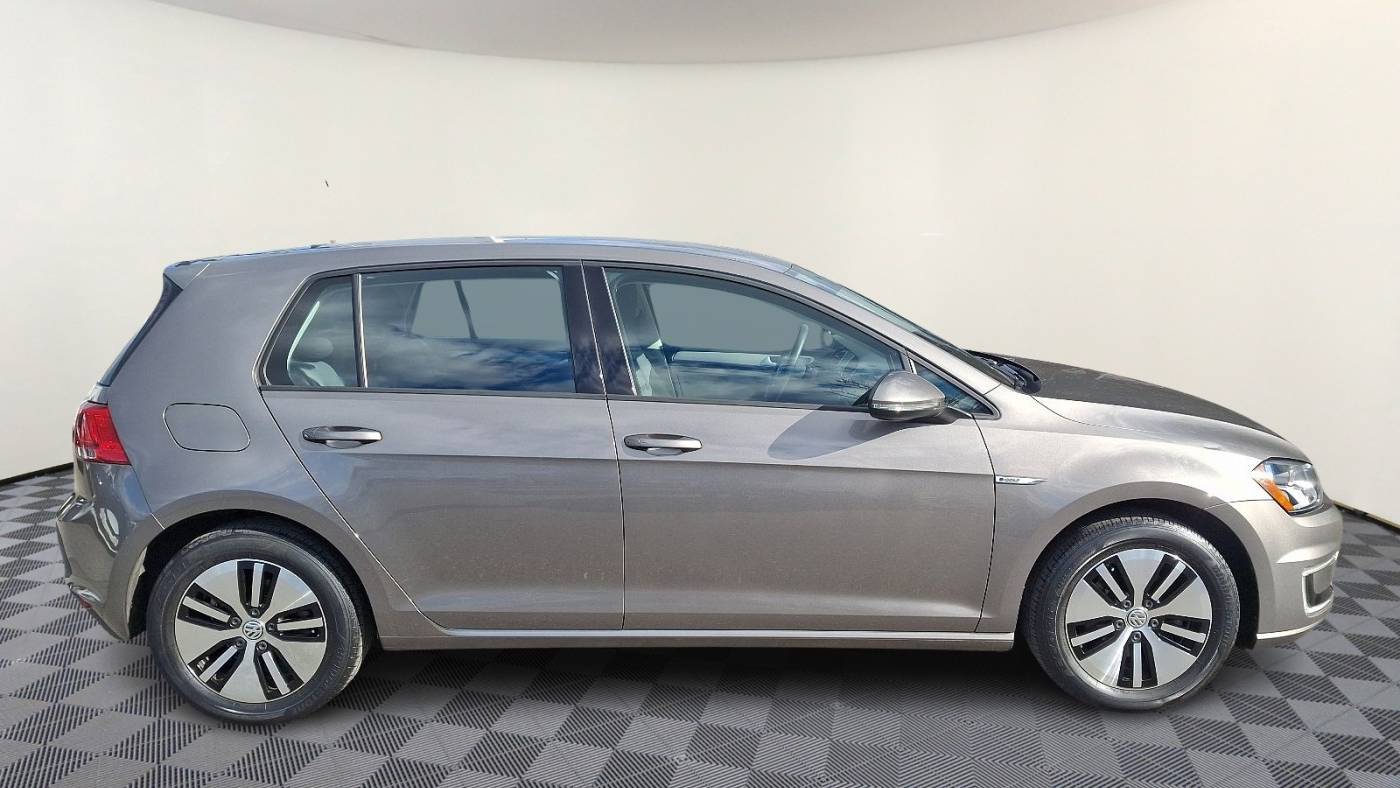 2016 Volkswagen e-Golf WVWKP7AU2GW912828