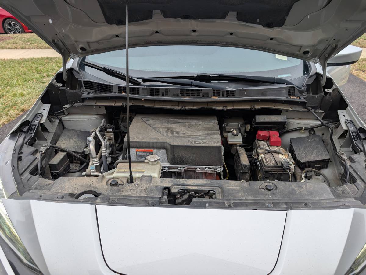 2019 Nissan LEAF - Images - 3