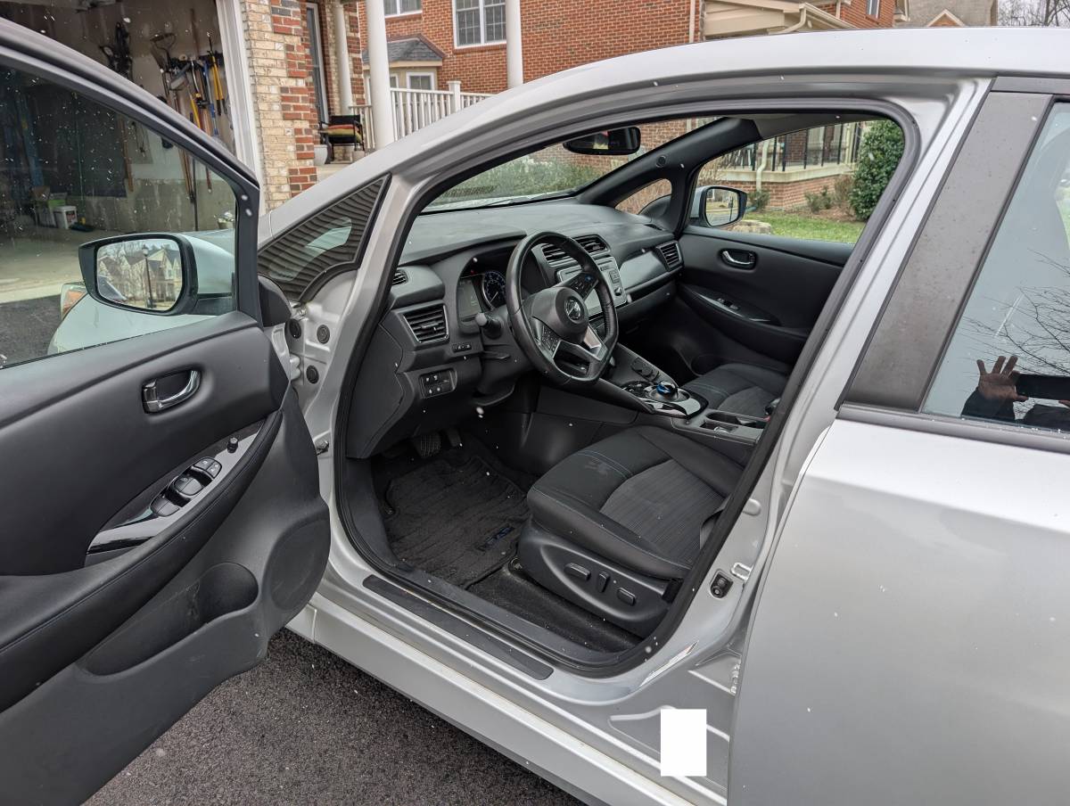 2019 Nissan LEAF - Images - 7