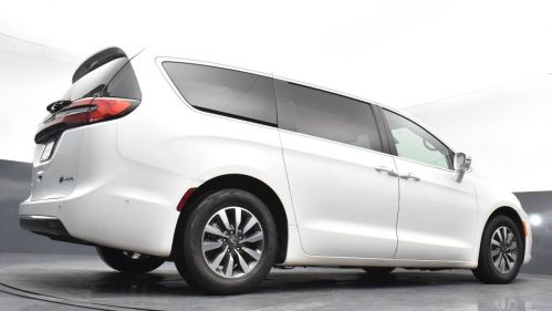 2022 Chrysler Pacifica 2C4RC1L75NR173488