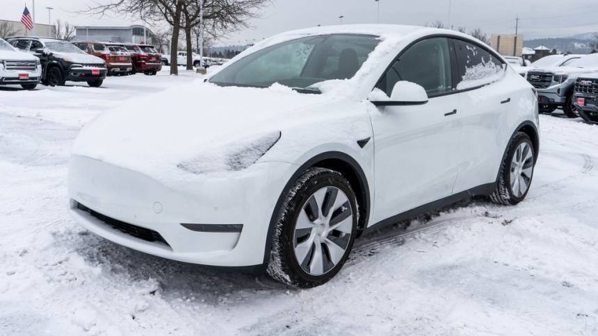 2020 Tesla Model Y 5YJYGDEE6LF051034