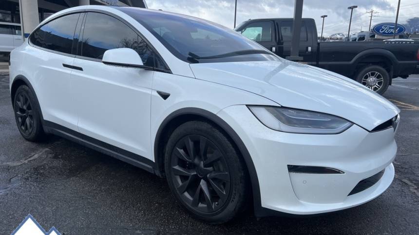 2022 Tesla Model X 7SAXCDE59NF346304