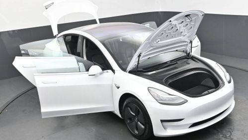 2018 Tesla Model 3 5YJ3E1EA4JF030997