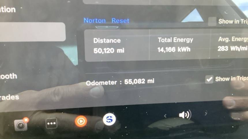 2020 Tesla Model 3 5YJ3E1EB9LF667413