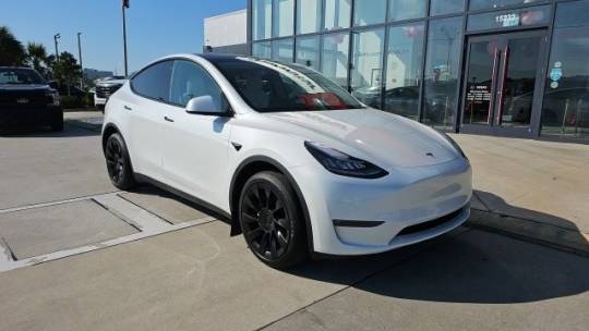 2021 Tesla Model Y 5YJYGDEE0MF303426