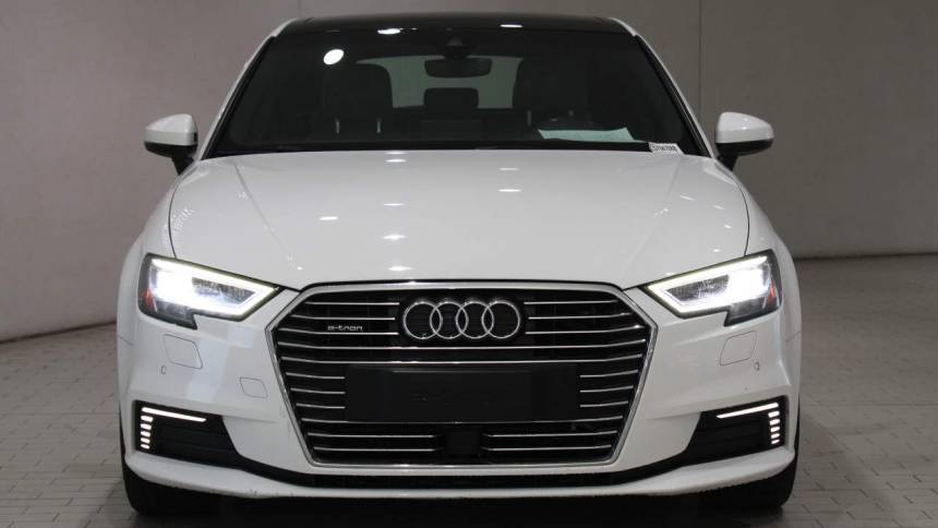 2018 Audi A3 Sportback e-tron WAUSPBFF4JA066734