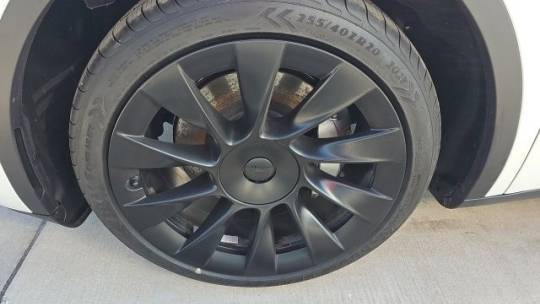 2021 Tesla Model Y 5YJYGDEE0MF303426