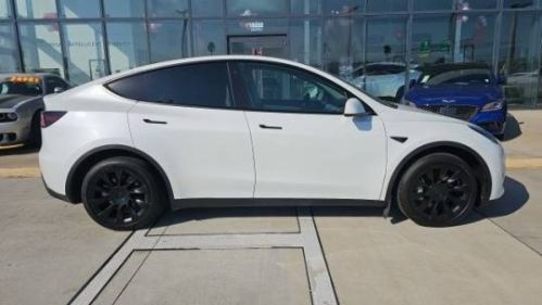 2021 Tesla Model Y 5YJYGDEE0MF303426